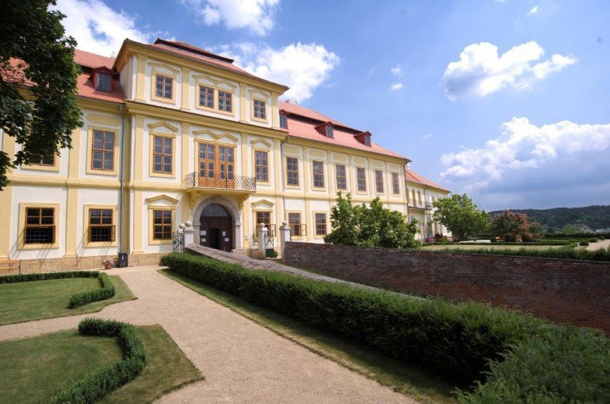 Zámek Svojšín, Svojšín, Czechia, Czech Republic (Czechia)